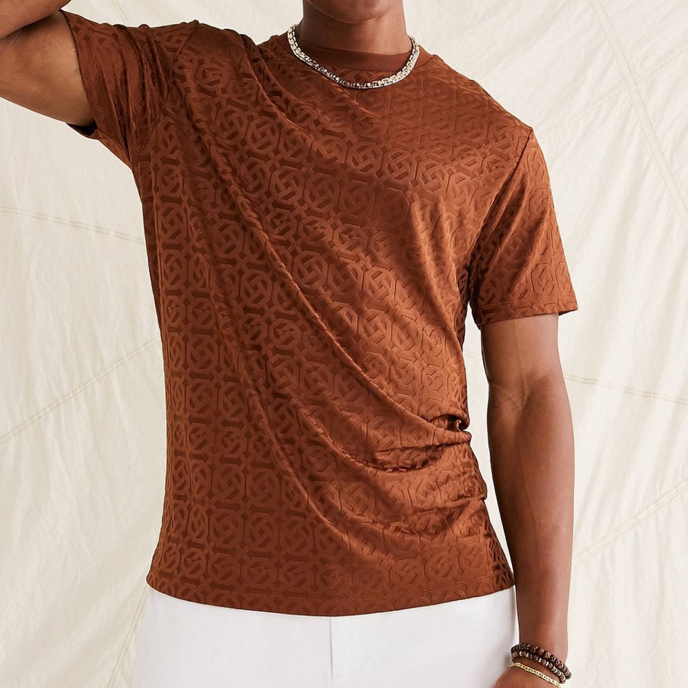 T Shirt in Brown Texture
